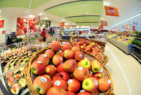 Rewe gewinnt dreifach bei den Supermarkt Stars 2017