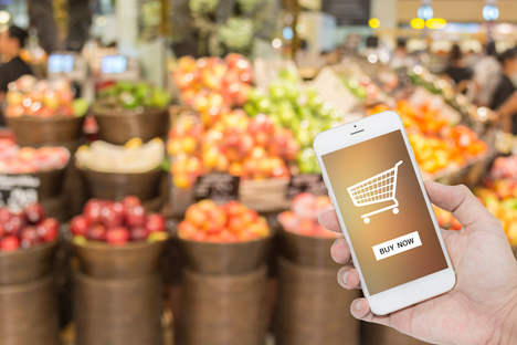 Umsätze im E-Commerce mit alltäglichen Bestellungen von Lebensmitteln sind stabil geblieben