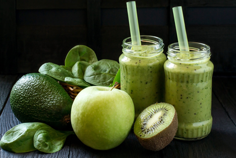 ÖKO-TEST Spezial - Vegetarisch und vegan: 17 grüne Smoothies im Test