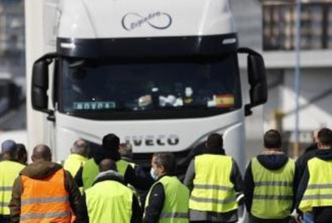 Spanische Erzeuger & Exporteure hart von Lkw-Fahrer-Streik getroffen