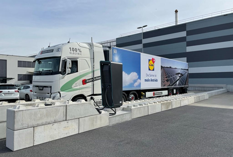 Neuer Designwerk E-LKW "made in Winterthur". Foto © LIDL Schweiz