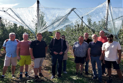 DHBW Ravensburg: Der Apfel kommt mit dem Roboter auf den Tisch