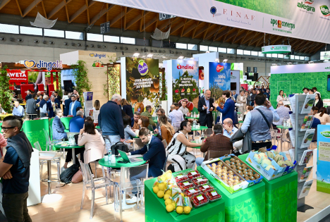 Conad und Coop wählen die Macfrut, um internationale Obst- und Gemüseakteure zu treffen