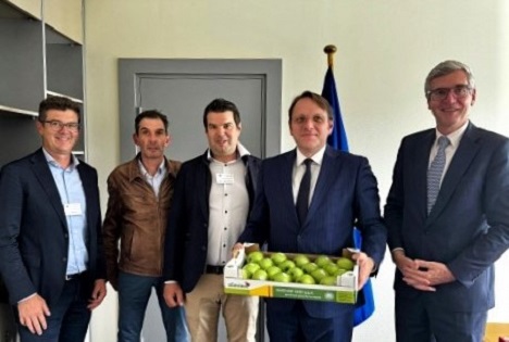 Treffen der Arbeitsgruppe Obstbauseminar A.L.S. mit EU-Gesundheitskommissar Olivér Várhelyi