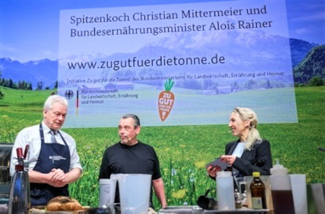 BMLEH: Kochaktion gegen Lebensmittelverschwendung auf der Grünen Woche