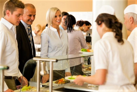 Verbraucherzentrale NRW: Modellkantinen als Vorbild für Gemeinschaftsverpflegung