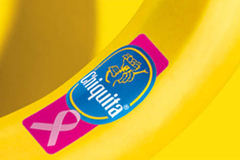 Chiquita unterstützt Engagement für Brustkrebs-Früherkennung mit einem pinkfarbenen Sticker