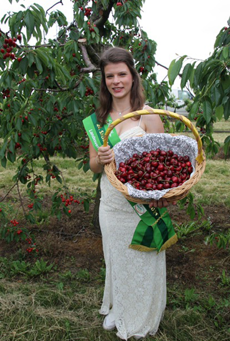 24. Sächsische Blütenkönigin Elisabeth II. Foto © Landesverband Sächsisches Obst e.V.