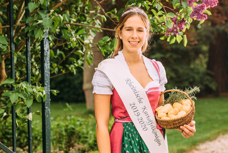 Rheinische Kartoffelkönigin verlängert die Amtszeit