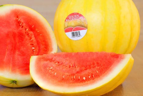 Foto © Tesco seltene Wassermelone mit goldener Schale