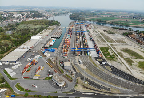 Foto © Container Terminal Enns - CTE