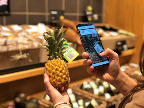 "subitoGo" App aufrufen Produkt scannen Foto © Migros