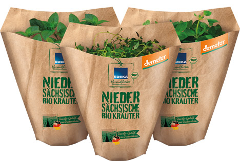 „Erdige Brandenburger“, „Osnabrücker Herzen“, „Scharfe Niedersachsen“ oder „Sachsen-Anhalter Rübli“ – mehr als 100 unterschiedliche Artikel von Obst und Gemüse aus der Region – verkauft die EDEKA Minden-Hannover ab sofort unter der neuen Marke EDEKA Heimatliebe in ihren Märkten. Foto © EDEKA Minden-Hannover